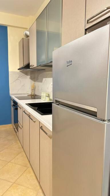 Lungomare Stay 24/7 Self Check-In Влёра Экстерьер фото