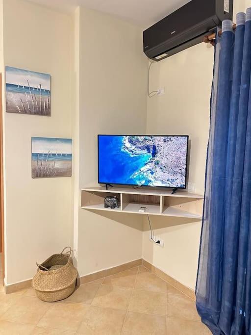 Lungomare Stay 24/7 Self Check-In Влёра Экстерьер фото